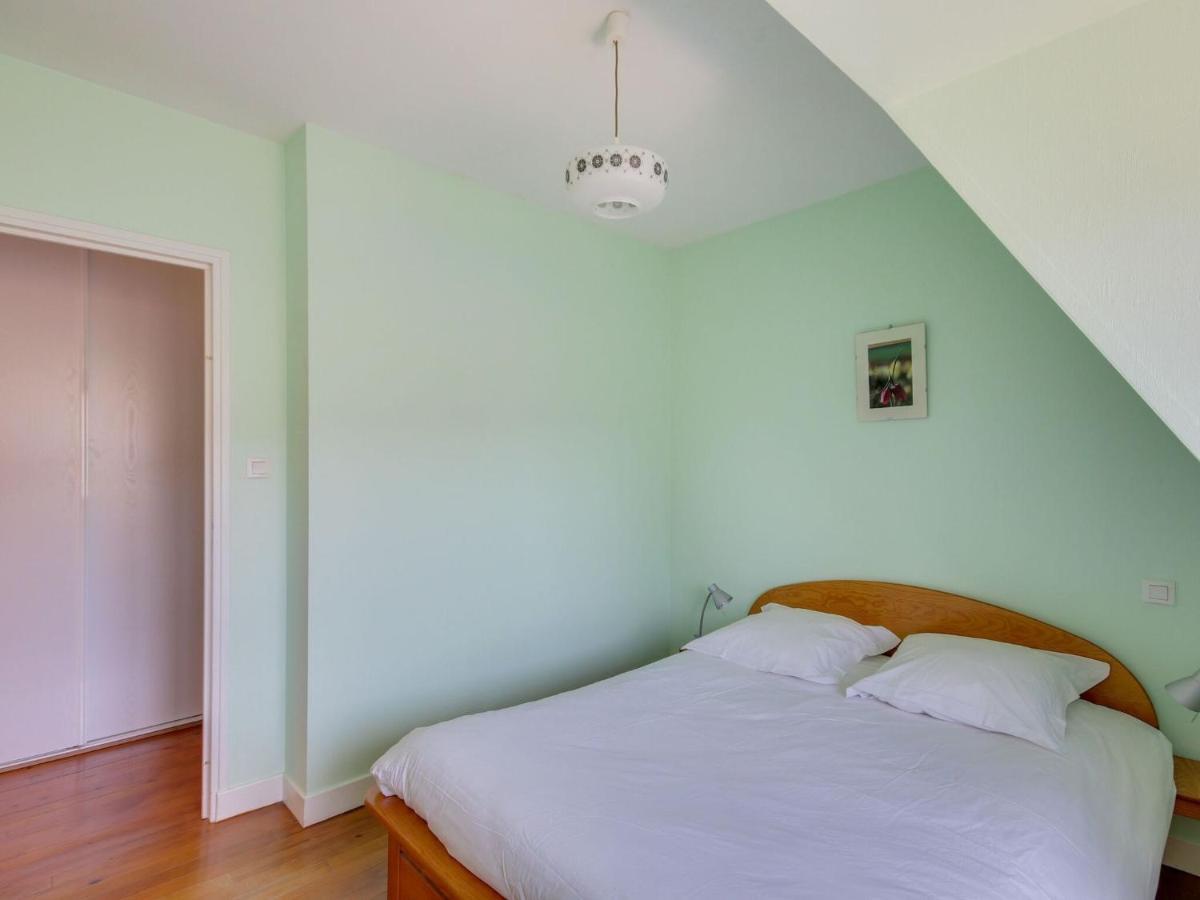 Beautiful Villa In The Parc Des Volcans D Auvergne Vic-sur-Cère Extérieur photo